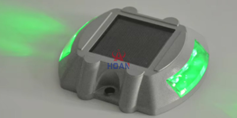 tachas solares resistentes Perú